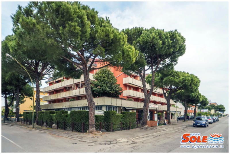 LAGO 10 - appartamento con ampio terrazzo